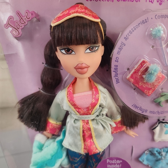 MGA Bratz Slumber Party Jade 2024 Asian Sleep Over Doll Beautiful - Picture 8 of 9